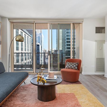The Bernardin Gold Coast Luxury Apartments Near Magnificent Mile Chicago Exterior foto